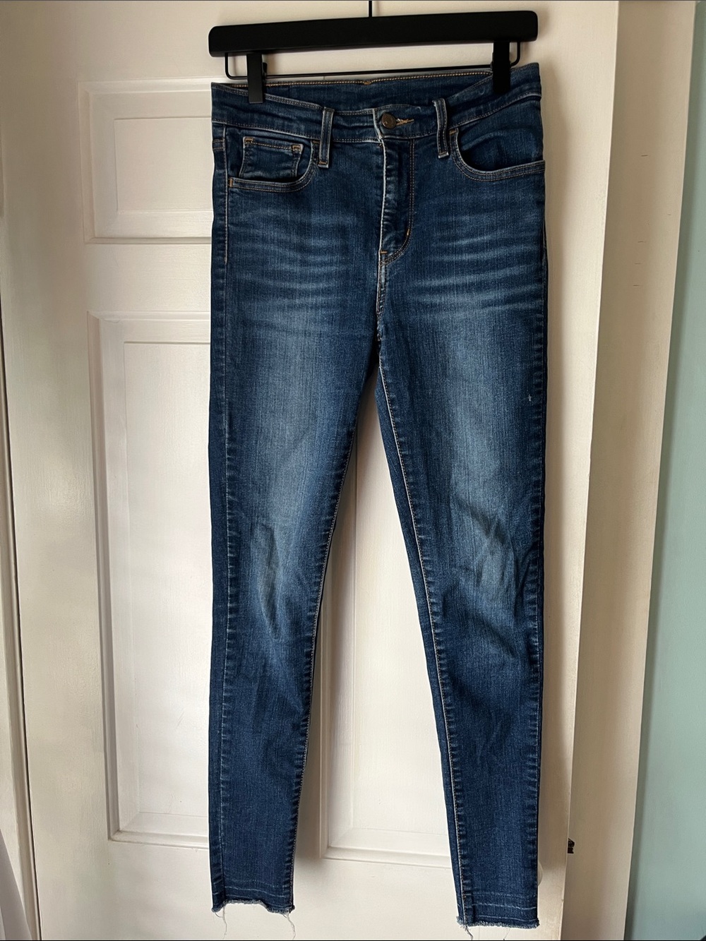 Levi’s Dark Blue Skinny Denim Jeans 27